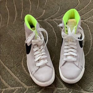 nike high tops old skool